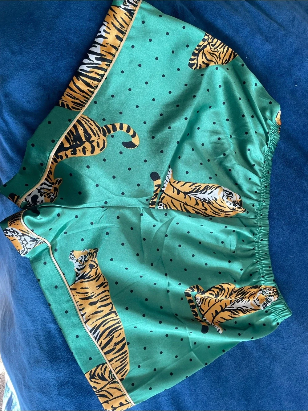 Green Tiger Print Women's Pajama Set
